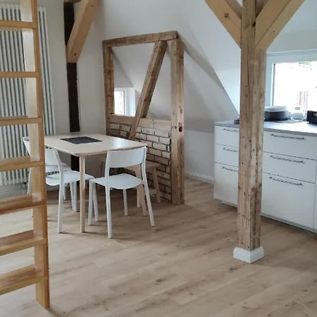 Kahnschifferhaus * Mönkebude